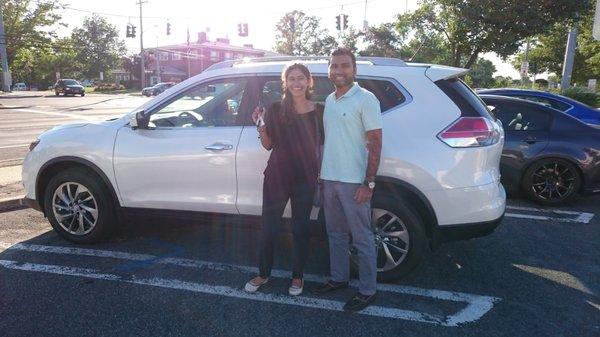 SOLD!   Nissan Rogue!