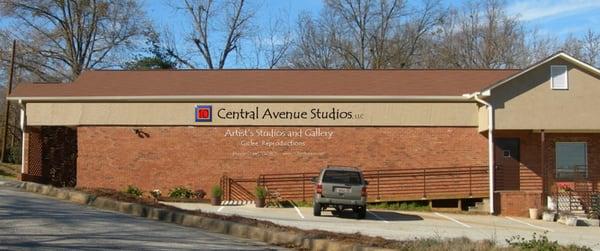 10 Central Avenue Studios 10 Central Avenue Greenville, SC 29601 864-370-0301