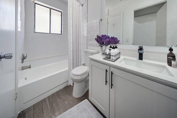 Cielo Point Model Unit Bathroom