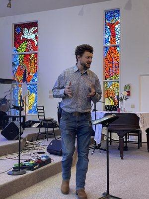 Associate Pastor Travis Soverns teaching on a Sunday morning.