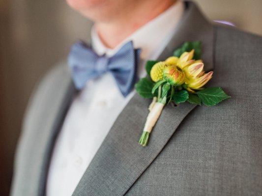 Groom's Boutonniere (Photography by Apollo Fotografie: www.apollowfotografie.com)