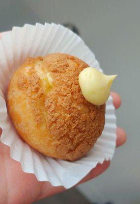 Durian cream puff