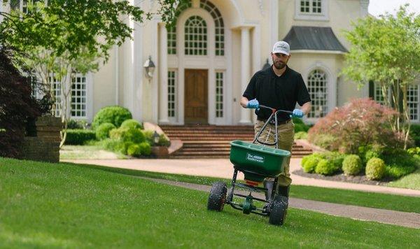 Lawn Fertilization - A beautiful lawn doesn't happen on its own. It's important to provide the right amount of nutrients throughout the year