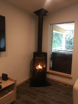 a contemporary fireplace for our new rambler!  This one is propane.