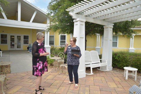 Jackie and Roz - Courtyard of Serenades: Memory Care Focused