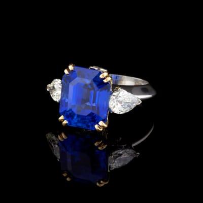 Bulgari 13.61ct Sapphire & Diamond Ring