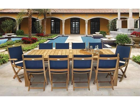 Elegant, stylish and classic! Poolside, deck or patio.