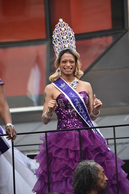 Lgbtq parade image !