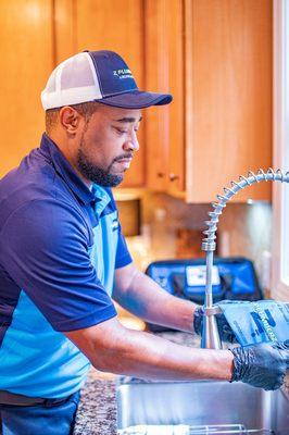 Z PLUMBERZ sink & faucet repair services