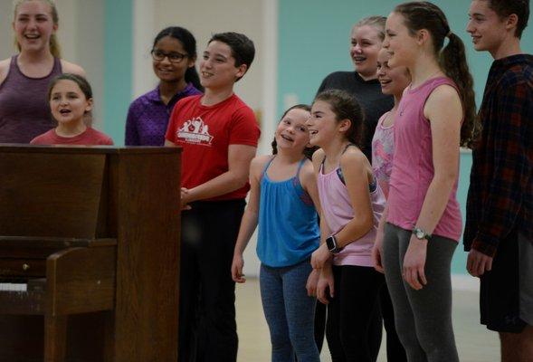 Students working through vocal warm-up exercises (photo courtesy of Dan Honda/Bay Area News Group)