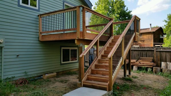 Custom Decks and Fences