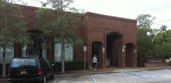 Entry to Fernandina Public Library soon to double in size!