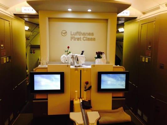 @FlyEliteClass @FirstClass @LUFTHANSA @Business Class