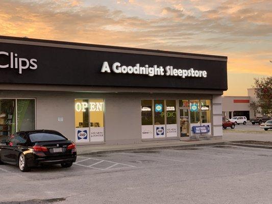 A Goodnight Sleepstore