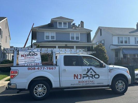 Roofing replacement/Roofing Companies