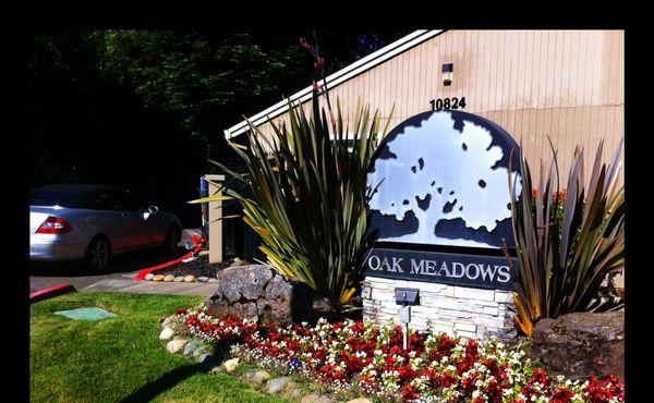 Oak Meadows Apartments