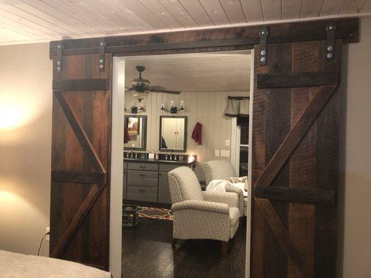 Reclaimed Oak Barndoors