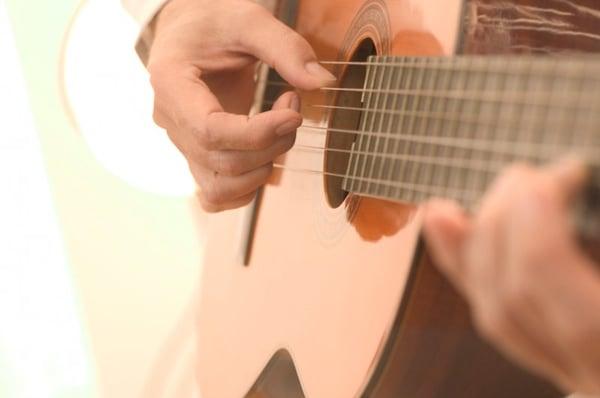 Guitar lessons - Live Sound - Recording Studio