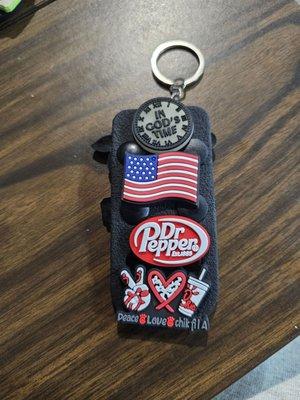 Omg I'm so excited about my keychain. I got one for me and for my bf. I love it!