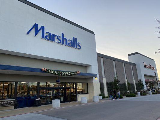 Marshalls & HomeGoods