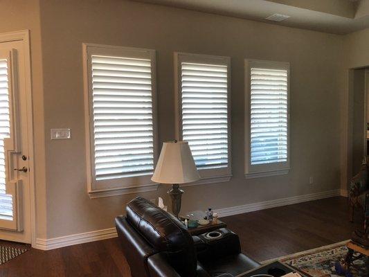 These beautiful shutters turned out great. Hidden tilt is so sleek and nice. My customer was ecstatic.