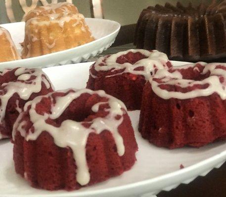 Roll out the red carpet Red Velvet Patty Bundts!