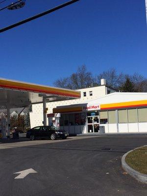 Wellesley Shell -- 987 Worcester Street / Route 9, Wellesley               Food Mart