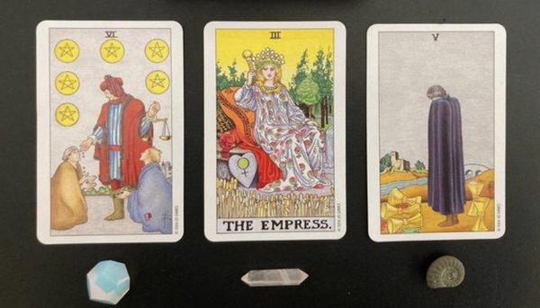 Tarot card reading's, Love reading's, Aura reading's,