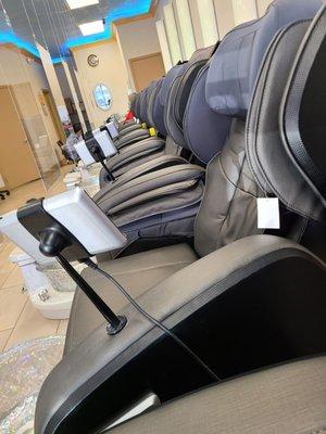 New Massage Chairs for the Pedicures!