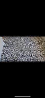 Bathroom tile floor