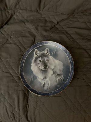 Here's one of the two wolf plates I found I wanted to share