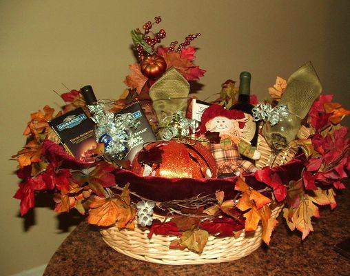 This is A (Fall) themed Lg. Gift Basket. I do Style/Decor to Match (Any) Decor in Home/Office etc. These are Model Baskets! Service Business