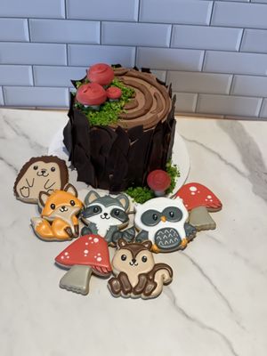 Custom cake and cookies Woodlands theme