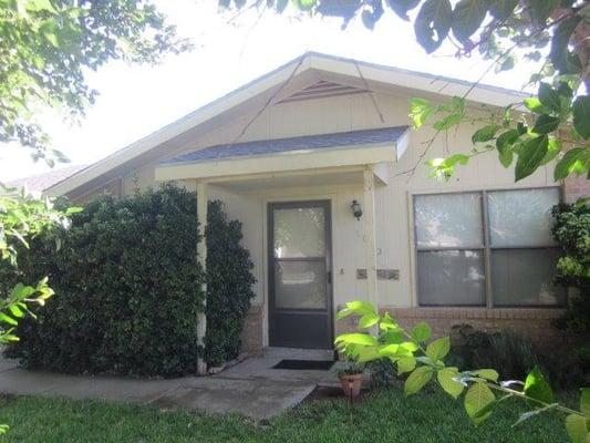 1012 N Doris - Monahans $108,000  Get your foot into the housing market with this gem. 3 bed, 1 1/2 bath and tidy as can be....