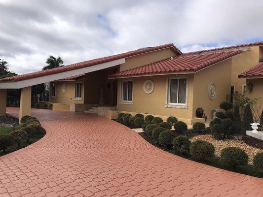 Exterior painting walls and floor southwest area and Miami