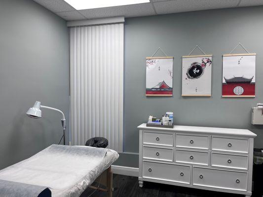 Team Acupuncture Boca Raton Office - Treatment Room 3