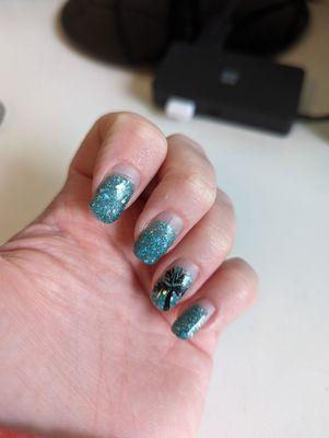 Gorgeous nails! (Forgot to take a picture before my trip so they're a bit grown out, but you get the idea.)