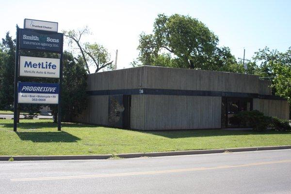 Lawton Office - 716 W Gore Blvd.