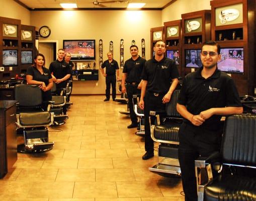 There is no more waiting at Lenny's Barbershop. Our 7 barbers are waiting to service you.