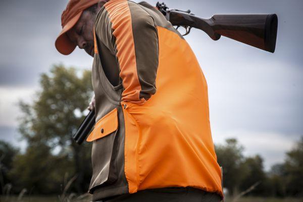 All the right pockets, in all the right places. WILDFOWLER Upland line has what you need to stay in the field!