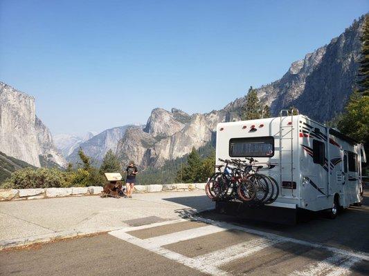 Just look at this view as just breathtaking Yosemite National Park is. Plus look at all those bikes on the rack on our Chateau Sport 28A