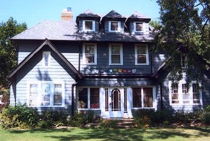 Complete tear off and replacement on a great home in the Cleveland heights area.