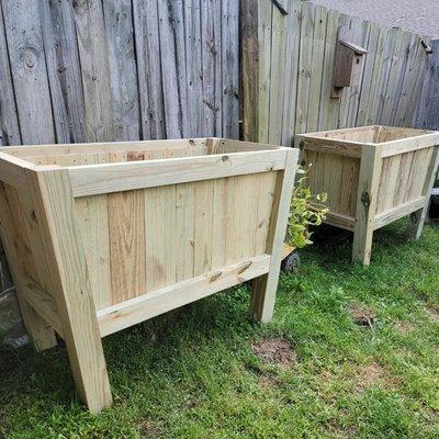 Large vegetable/flower planters