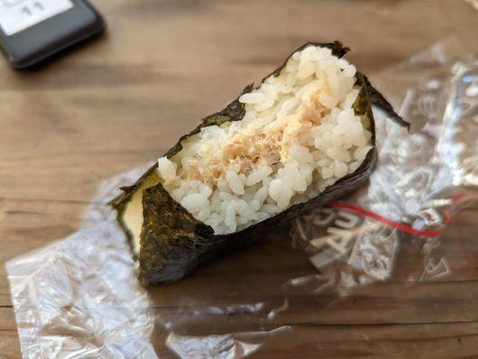 Tuna onigiri