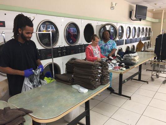 We are the only full service laundromat in the area to offer professional wash, dry and fold for the St Petersburg area business community.