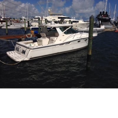 Gearing up for an Evening Birthday Cruise along South Florida's beautiful Intracoastal.