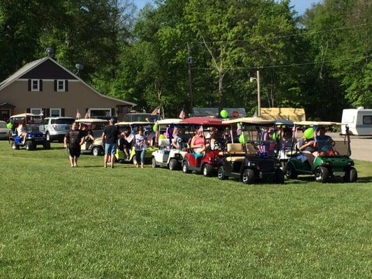 12 carts followed the Hay Ride