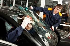 Call now for a free auto glass quote in Rosemead CA, call now!