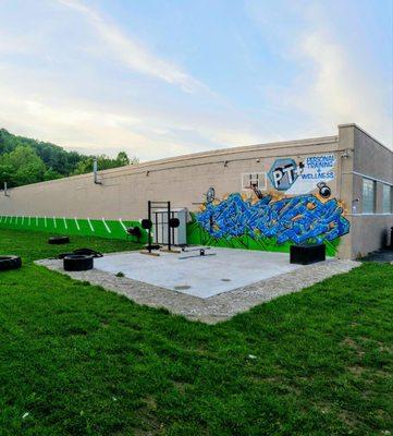 J2FIT Cincinnati Personal Training and Sport Performance Facility (Outdoors)