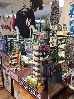 DD Collectibles - Madeira Beach Fl- great selection of items.